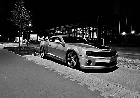 Chevrolet Camaro SS V8 gepflegt | Sportabgasanlage