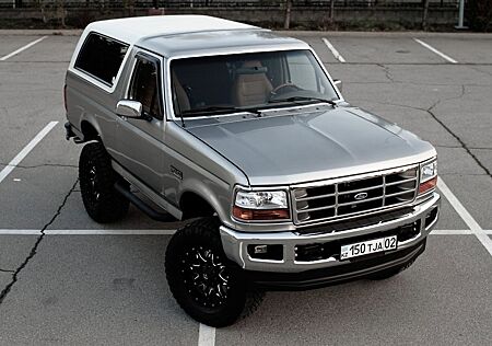 Ford Bronco