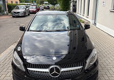 Mercedes-Benz A 200 AMG Line AMG Line