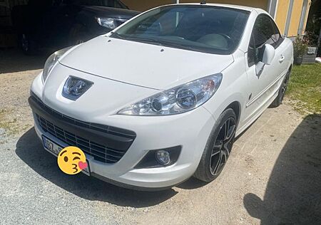 Peugeot 207 CC Roland Garros 120 Roland Garros, TÜV neu