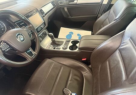VW Touareg Volkswagen V6 TDI BMT, Panoramadach, Xenon, Kamera