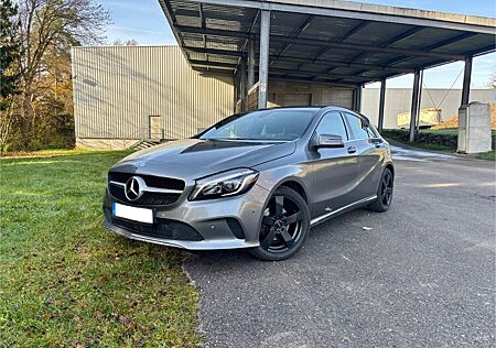 Mercedes-Benz A 200 Urban Automatik/Leder/Navi/17 Zoll/8Fach