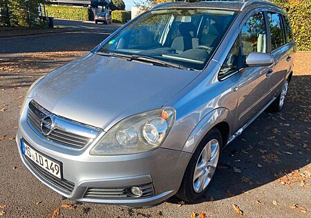 Opel Zafira 1.6 Twinport Cosmo
