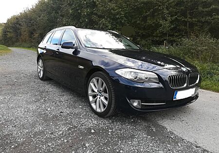 BMW 535xd *HUD*NaviProf*StdHzg*AdaptiFahrw*HU-NEU