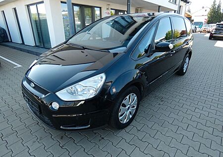 Ford S-Max Titanium Navi Klima Panorama AHK Schwarz M