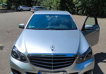 Mercedes-Benz 220 E CDI BlueTEC, 9G-Tronic LED neue SoReifen