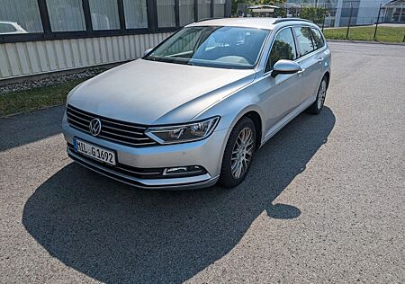VW Passat Variant gebraucht kaufen VW Passat Variant Volkswagen 2.0 TDI DSG BMT Highline Vari...