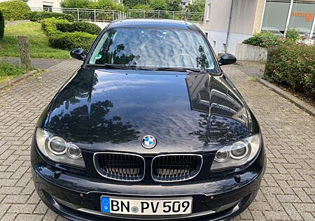 BMW 118i -E 87