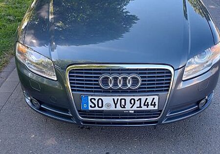 Audi A4 2.0 multitronic Avant -