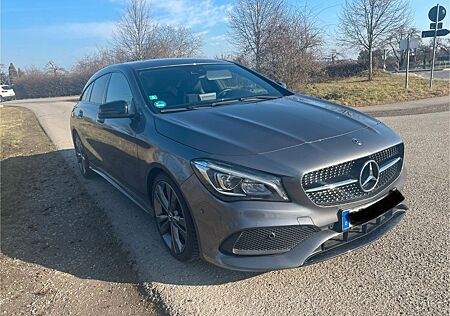 Mercedes-Benz CLA 180 Shooting Brake -