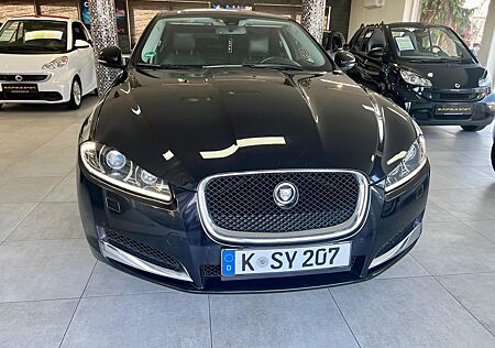 Jaguar XF 3.0 V6 Diesel/ LEDER / NAVI / SH/Reifen NEU