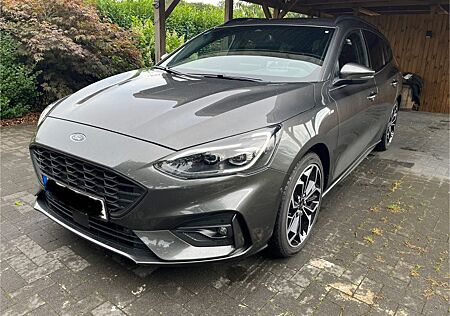 Ford Focus 1,5 ST-Line Turnier Aut. Head-Up, B&O