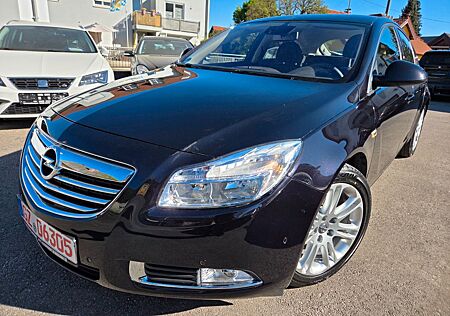 Opel Insignia 2.0 Sport 4x4 TURBO*1HAND*TÜV+INSP. NEU