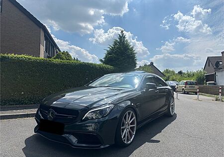 Mercedes-Benz CLS 63 AMG Mercedes-AMG CLS 63 S 4MATIC Merc...