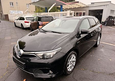 Toyota Auris Touring Sports Hybrid Edition-S