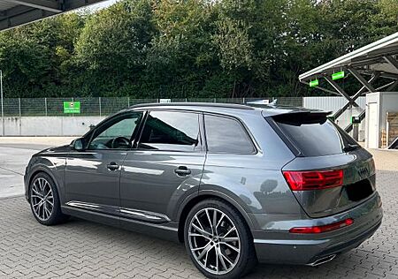 Audi Q7 45 TDI quattro tiptronic S line