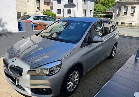 BMW 2er 218 Gran Tourer 218i Advantage Advantage