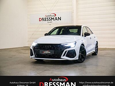 Audi RS3 Limousine MATRIX B&O ACC PANO KERAMIK RAUTE