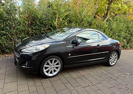 Peugeot 207 CC Roland Garros 155 THP Roland Garros