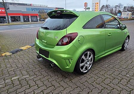 Opel Corsa 1.6 Turbo OPC Nürburgring Edition OPC ...