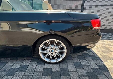 BMW 524