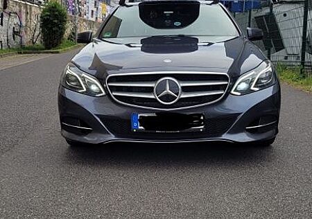 Mercedes-Benz E 350 BlueTEC 4MATIC -