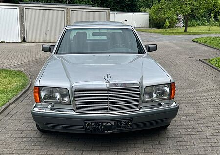 Mercedes-Benz S 420 W126