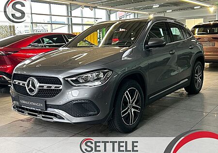 Mercedes-Benz GLA 200 /KAMERA/JUNGE STERNE/INFO-P/