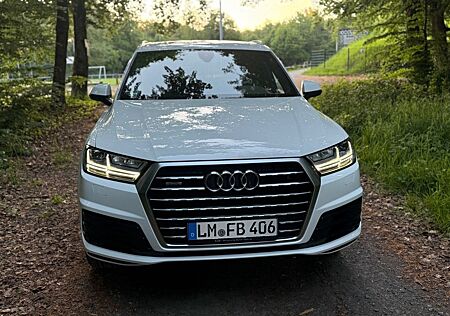 Audi Q7 50 TDI quattro tiptronic S line S line