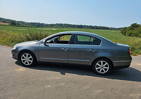 VW Passat Volkswagen 1.9 TDI BlueMotion BlueMotion