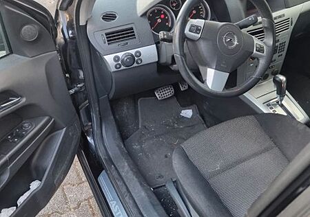 Opel Astra Caravan 1.9 CDTI Cosmo 88kW Automatik ...