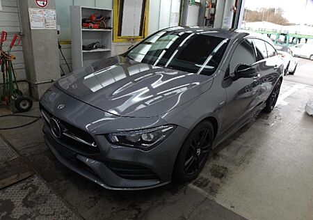 Mercedes-Benz CLA 220 Shooting Brake AMG-Line Burmester LED