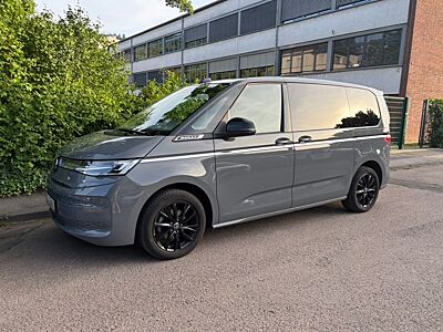 Volkswagen T7 Multivan 2.0 TDI Style AHK