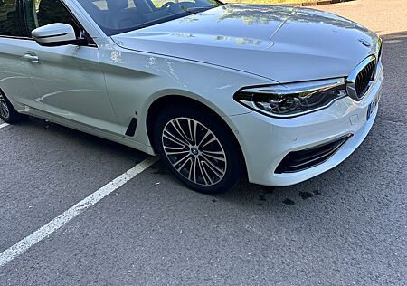 BMW 530e Sport Line