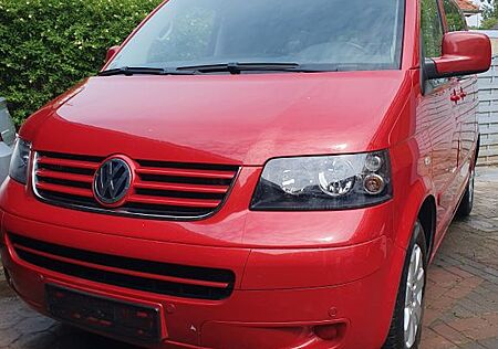 VW T5 Multivan Volkswagen 2,5L TDI