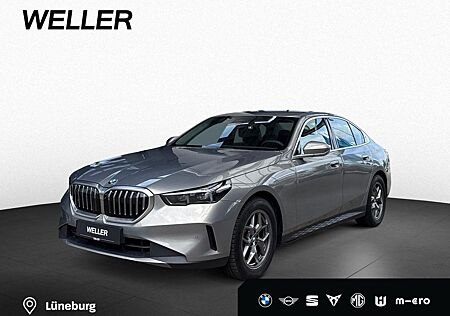 BMW 520d xDrive Standhz DAProf PA+ LCProf KomfSi HUD
