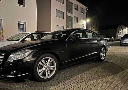 Mercedes-Benz CLS 350 CDI - TÜV neu 11/2027 - 8fach bereift