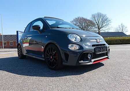 Abarth 500 Cabrio 695 XSR Yamaha Limited Edition