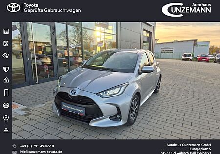 Toyota Yaris 5-Türer Team Deutschland Hybrid