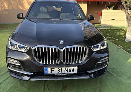 BMW X5 45e X-line Warranty 2 years