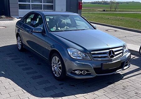 Mercedes-Benz C 250 CDI ELEGANCE Aut.