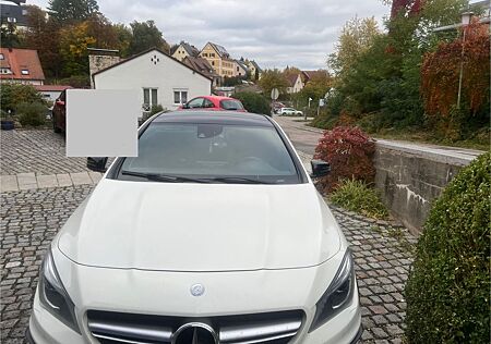 Mercedes-Benz CLA 45 AMG SPEEDSHIFT DCT 4MATIC AMG