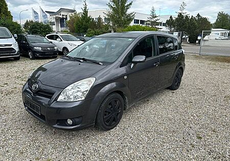 Toyota Corolla Verso 2.2-l-D-4D