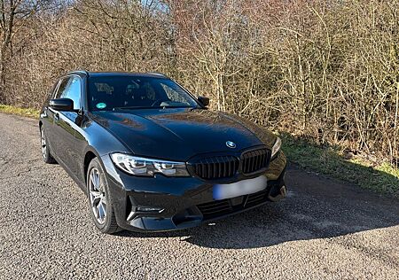 BMW 320d Touring Sportline (Shadowline)