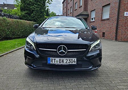 Mercedes-Benz CLA 180 -