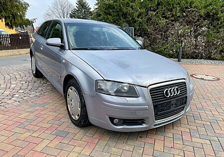 Audi A3 1.6 Ambiente Automatik Xenon