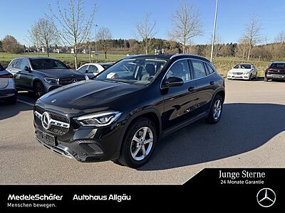 Mercedes-Benz GLA 200 Progressive 7G-DCT LED MBUX autHeck Park