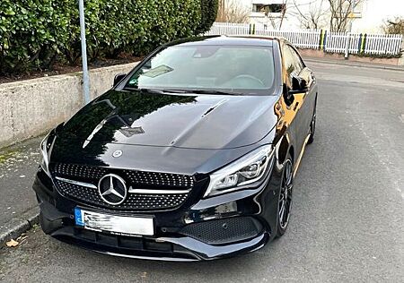 Mercedes-Benz CLA 200 AMG Line Night-Paket