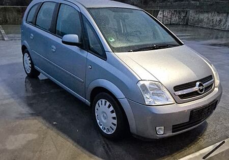 Opel Meriva 1.8 Cosmo Cosmo