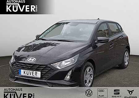 Hyundai i20 Comfort 1,2 Benzin Navi+GRA+PDC+CarPlay